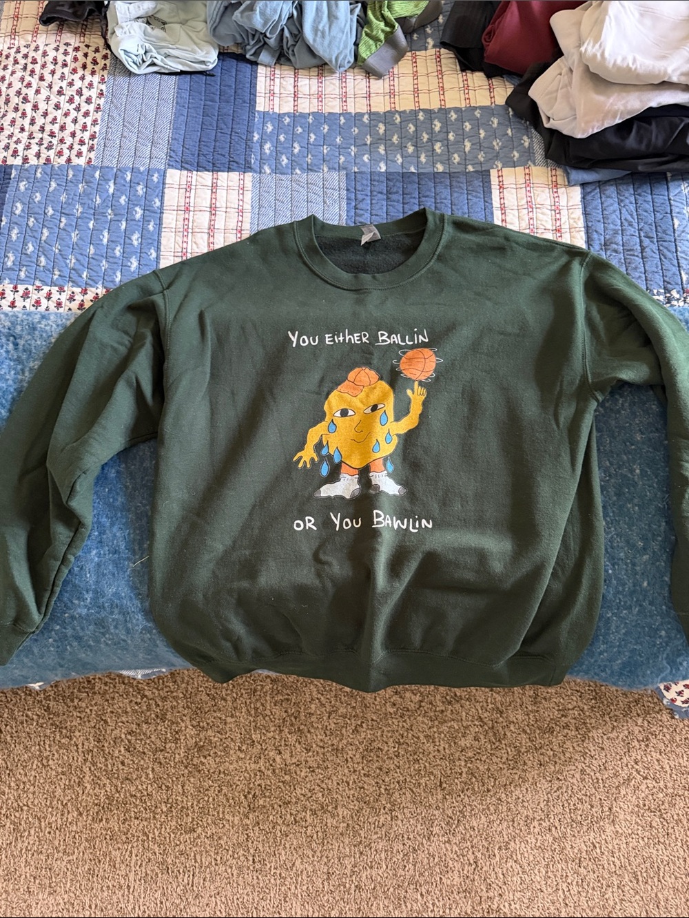 Gildan Forest Green Crewneck Sweatshirt with Basketball Character Graphic